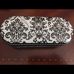 Eyeglass case